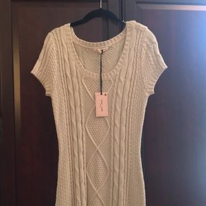 PINK ROSE PREMIUM SIZE L white knit sweater dress